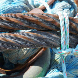 12 Cable & Blue Rope